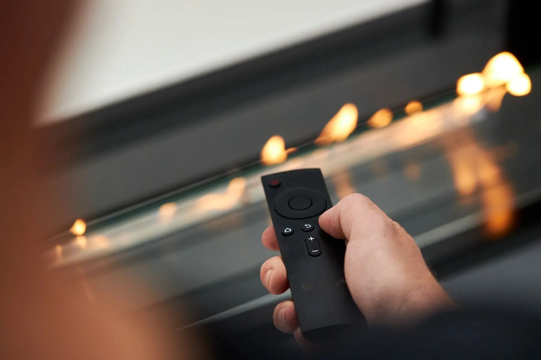 Cheminée à bioéthanol LeFeu Fires - Astucieuse - Tunnel ouvert double face 100 cm